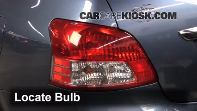 2011 Toyota Yaris 1.5L 4 Cyl. Sedan Lights Turn Signal - Rear (replace bulb)